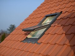 Ferestre de mansarda si accesorii originale VELUX